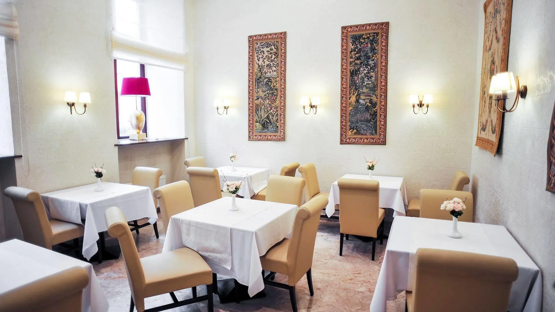 Optima Dworzec Lviv Hotel