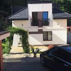  Дом отдыха House In