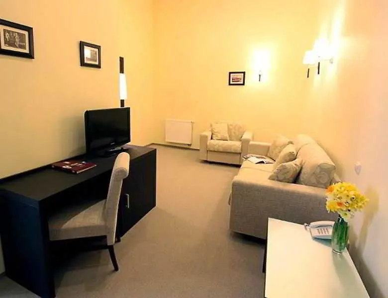 Optima Dworzec Lviv Otel 3*,  Ukrayna